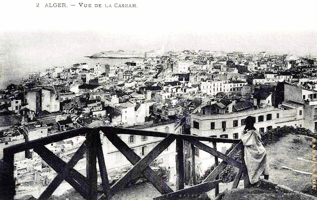 Alger - Vue de la Casbah.jpg